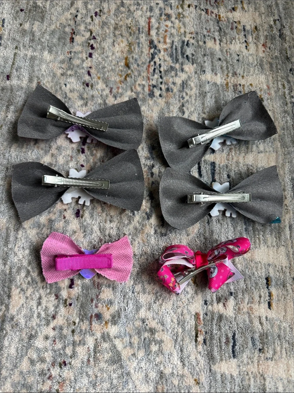 LOL Doll Glitter Bow Hair Clips - Assorted Colors